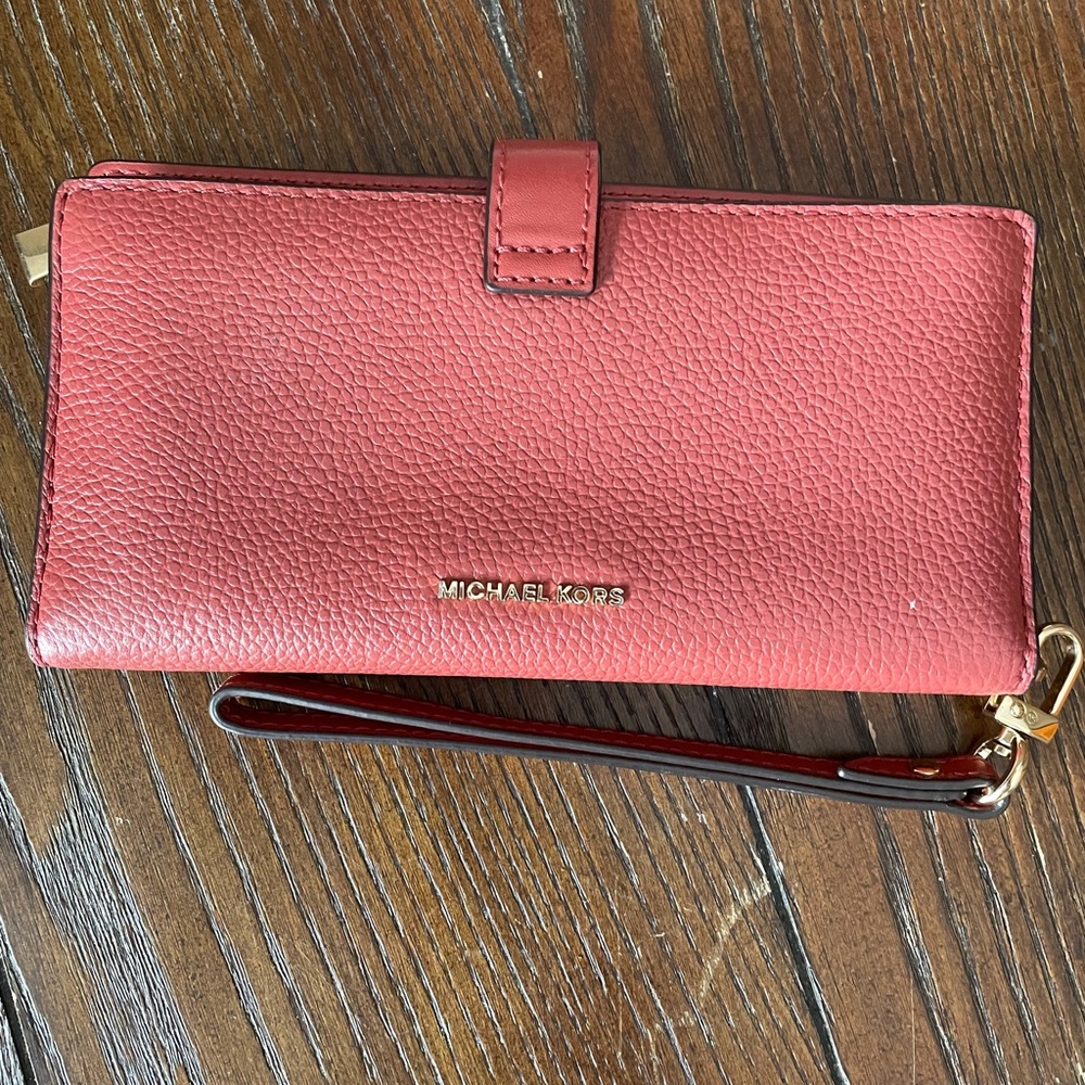 Michael Kors Clutch